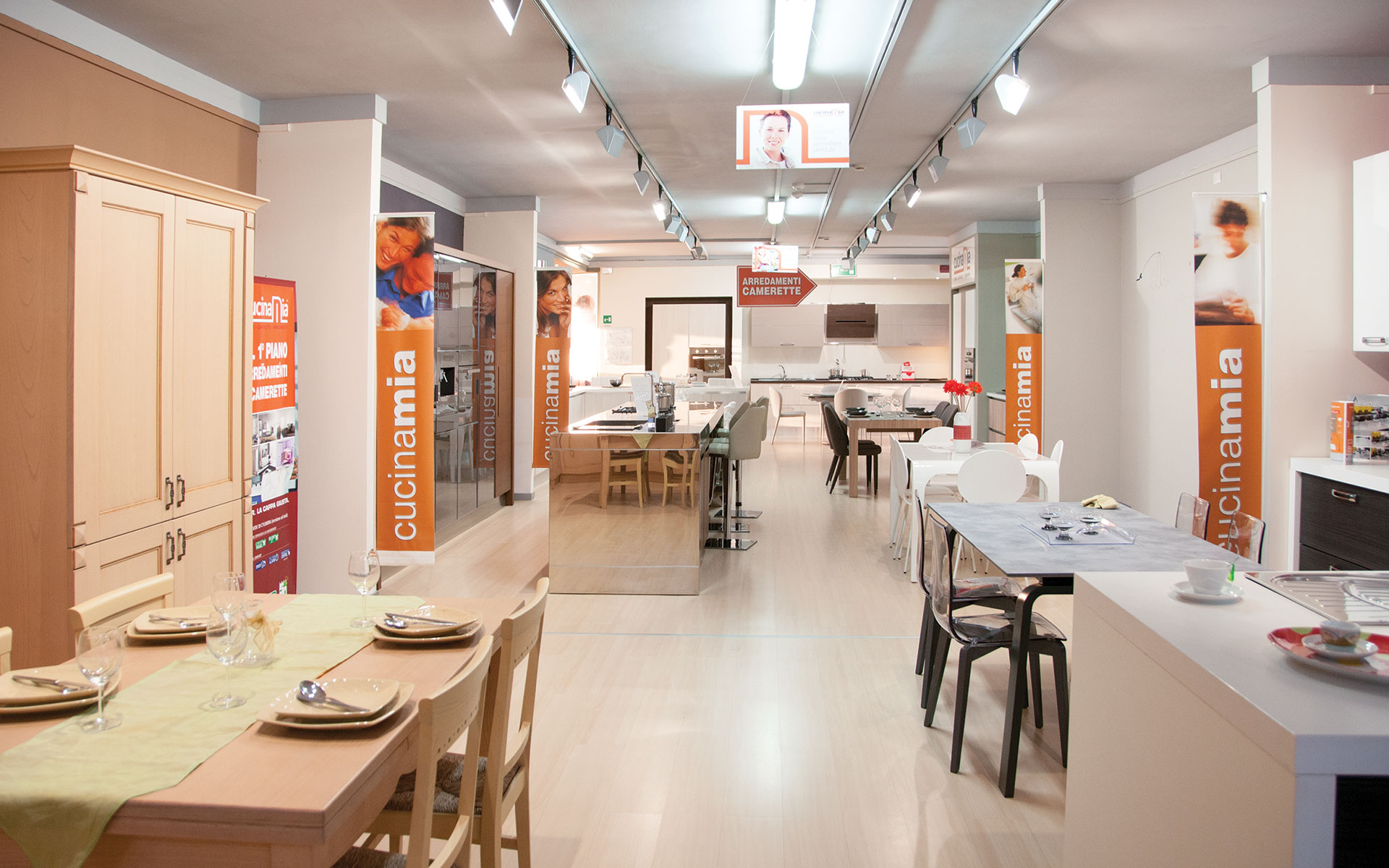 Cucine e Arredamenti a Caserta Cucinamia 0823 968208 Cucine e Arredamenti a Caserta Cucinamia 0823 968208